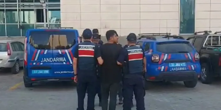 Babasını, uzman çavuşu ve amcasını öldüren cinayet zanlısı tutuklandı