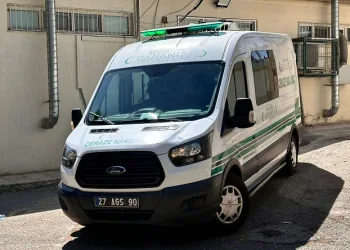 Traktörle tarlasına gideken husumetlisi tarafından pompalı tüfekle öldürüldü