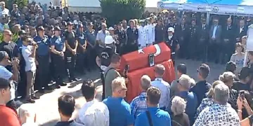 Kalp krizi sonucu vefat eden komiser için tören düzenlendi