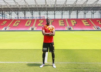 Göztepe, Malcom Bokele’yi duyurdu