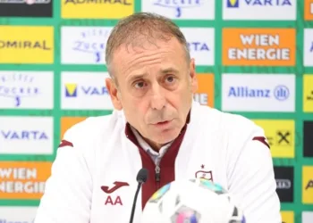 Trabzonspor Teknik Direktörü Abdullah Avcı: “Bütün planlarımızı tur atlama üzerine yaptık”