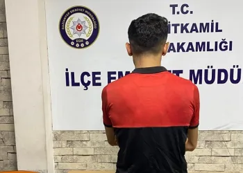Kesinleşmiş hapis cezası bulunan 2 şüpheli yakalandı