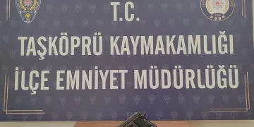 Ruhsatsız tabancayla yakalanan şahıs hakkında işlem başlatıldı