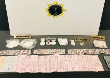 Samsun’da uyuşturucu operasyonu: 5 gözaltı