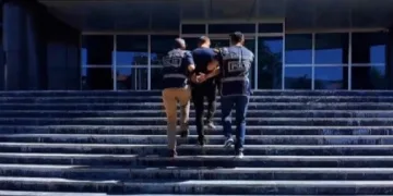 Kesinleşmiş hapis cezası bulunan 7 zanlı tutuklandı