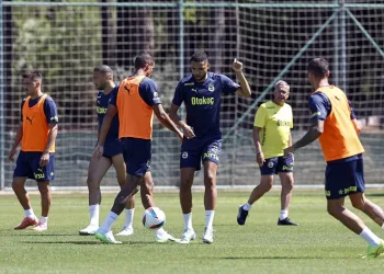 Fenerbahçe, Göztepe maçı hazırlıklarına başladı