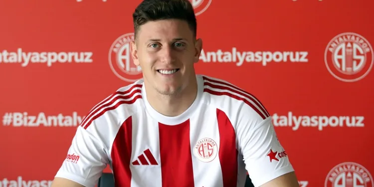 Antalyaspor, Adolfo Gaich’i 1 yıllığına kiraladı