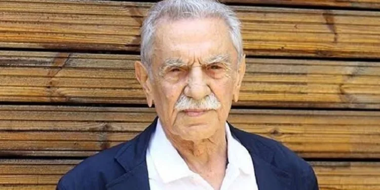 Usta oyuncu Aydemir Akbaş hayatını kaybetti