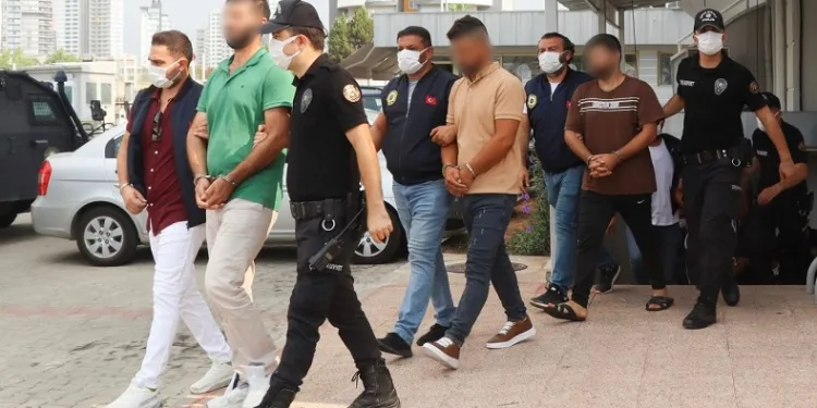 Terör örgütü operasyonu: 14 şüpheli yakalandı