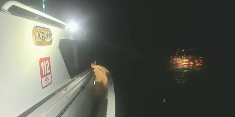 Bodrum’da 20 düzensiz göçmen kurtarıldı