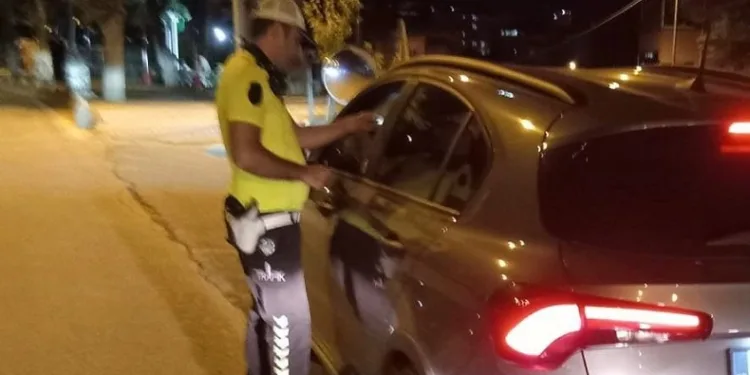 Bilecik’te trafik denetimlerinde 92 bin 692 TL ceza uygulandı