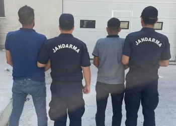 Adana’da hapis cezaları bulunan 3 kişi yakalandı