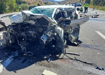 Feci trafik kazasında 3 kişi öldü, 4 kişi yaralıandı