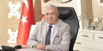 Başkan Şadi Özdemir: “Geçmiş depremlerden ders çıkarmalıyız”