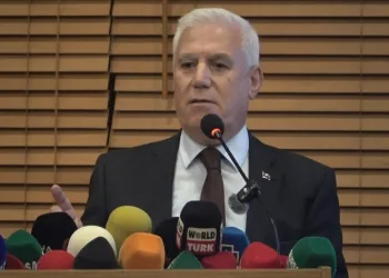Bozbey: “Bursa’nın büyük bir kısmı deprem riskine karşı savunmasız”