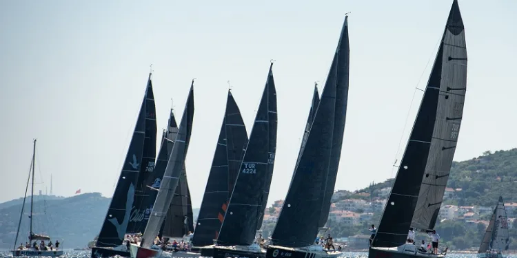 Yelken maratonu, çekişmeli Yat Sınıfı etabının ardından sona erdi