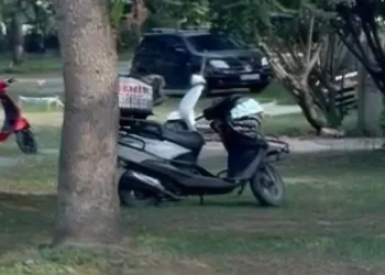 Otomobille çarpışan motosikletin 21 yaşındaki sürücüsü hayatını kaybetti