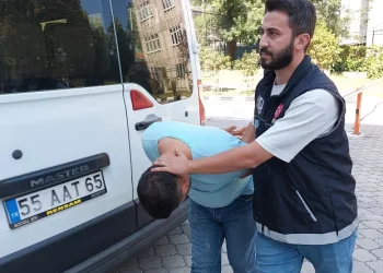 Uyuşturucu hapla yakalanan şahıs tutuklandı