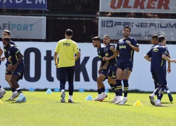 Fenerbahçe, Çaykur Rizespor maçı hazırlıklarını sürdürdü