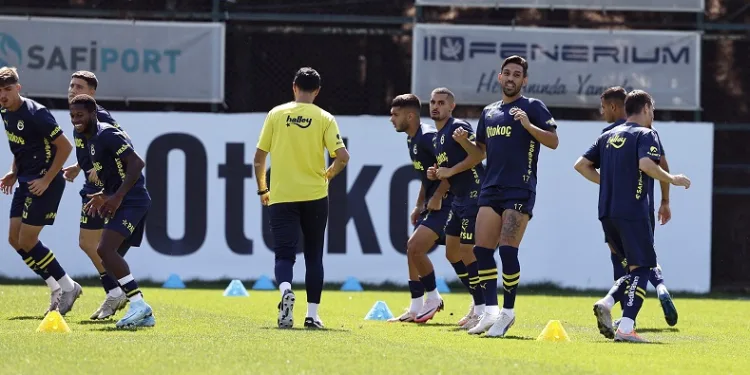Fenerbahçe, Çaykur Rizespor maçı hazırlıklarını sürdürdü