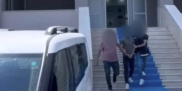 Iğdır Emniyet Müdürlüğü insan tacirleri ve kaçak göçmenlere göz açtırmıyor