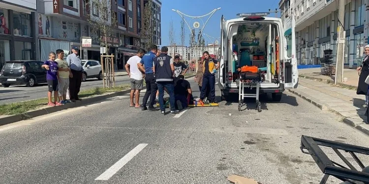 Motosikletin çarptığı 9 yaşındaki çocuk yaralandı