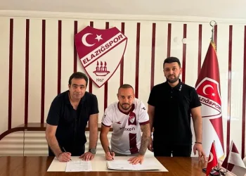 Kerim Frei’den Elazığspor’a 1+1 yıllık imza