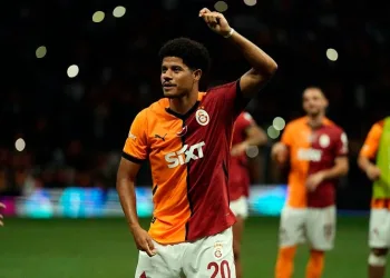 Gabriel Sara, Championship’te en iyi 11’e seçildi