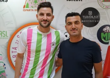 Isparta 32 Spor kaleyi sağlama aldı