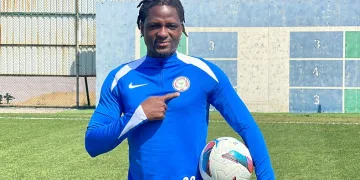 Çaykur Rizespor’lu futbolcu David Akintola: “Fenerbahçe’ye zarar verebileceğimizi düşünüyorum”