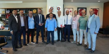 TFF 3. Lig kulüp başkanları, TFF Başkanı Hacıosmanoğlu’nu ziyaret etti