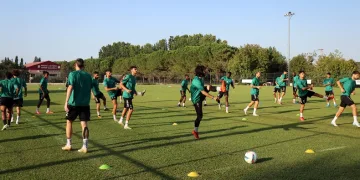 Sakaryaspor, Amedspor mesaisinde