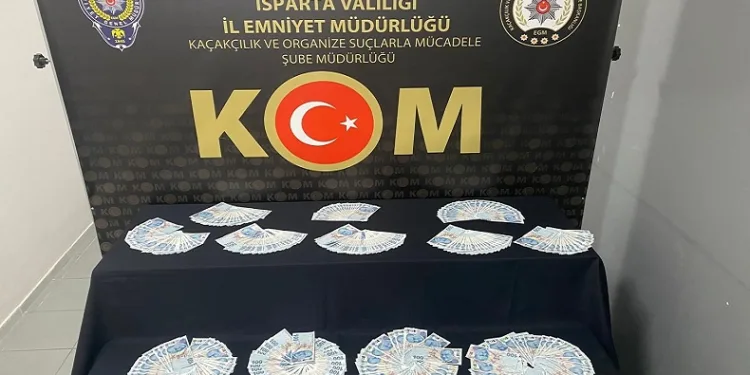 37 bin lira sahte para ele geçirildi