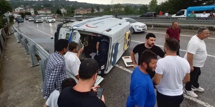 Ordu’da ambulans kazası: 4 yaralı