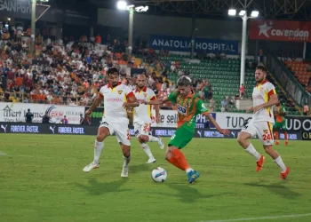 Trendyol Süper Lig: Corendon Alanyaspor: 1 – Göztepe: 1
