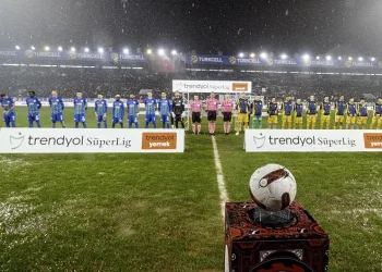 Çaykur Rizespor ile Fenerbahçe 45. randevuda