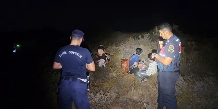 10 düzensiz göçmen yakalandı