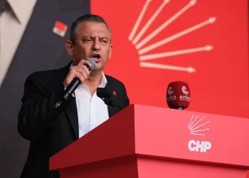 Özgür Özel’den Gaziantep’te Fıstık Mitingi