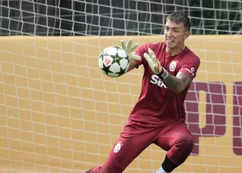 Young Boys maçı öncesi Fernando Muslera takımla çalıştı