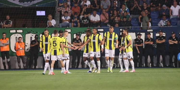 Trendyol Süper Lig: Çaykur Rizespor: 0- Fenerbahçe: 5