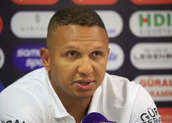 Antalyaspor Teknik Sorumlusu Mehmet Aurelio: “Hatalarımızın farkına varıp yaptığımız değişiklikler işe yaradı”