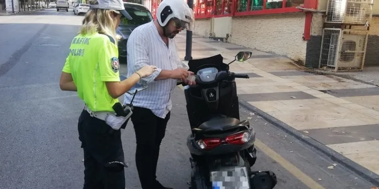 55 motosiklet trafikten men edildi