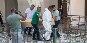 Asansör boşluğuna düşen işçi hayatını kaybetti