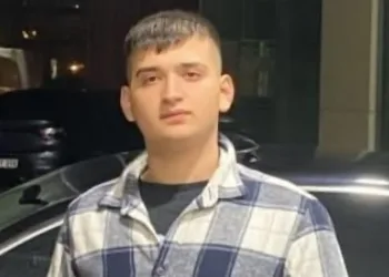 18 yaşındaki genç evinde ölü bulundu