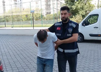 Polisin takibi sonucu uyuşturucuyla yakalan şahıs tutuklandı