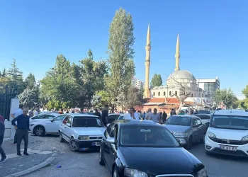 Silahlı hal kavgasında ölen 2 kardeş toprağa verildi