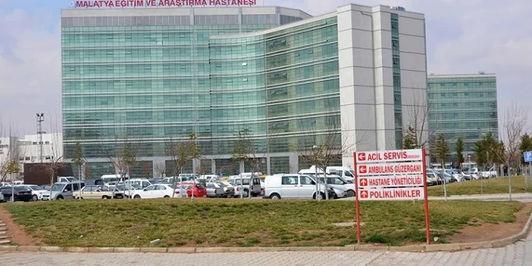 Malatya’da bıçaklı kavga: 1 yaralı