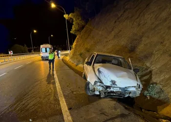 Meydana gelen trafik kazasında 2 kişi yaralandı