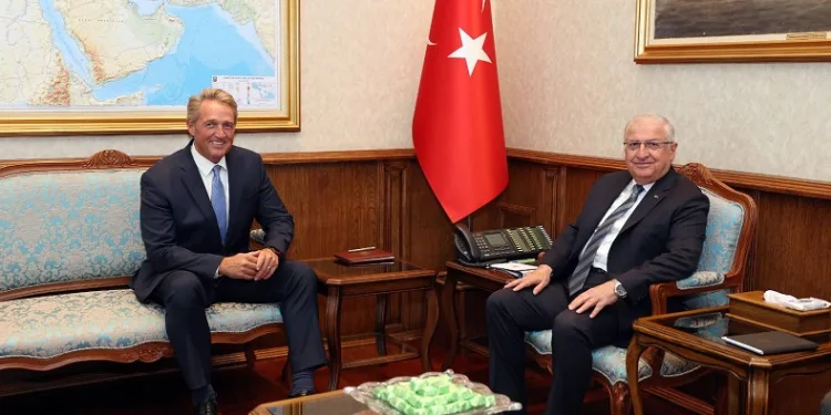 Bakan Güler veda ziyareti gerçekleştiren ABD’nin Ankara Büyükelçisi Flake’i kabul etti