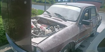 Seyir halindeki otomobilde yangın paniği